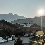 Apart Otel Biohof Ebengut Maria Alm am Steinernen Meer