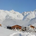 Biohof Ebengut Apart Otel 4*