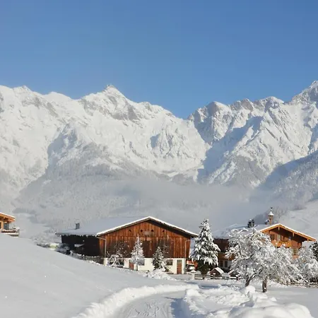 Biohof Ebengut شقة فندقية 4*