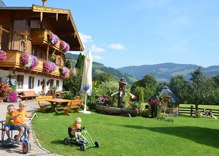 Aparthotel Biohof Ebengut Maria Alm am Steinernen Meer